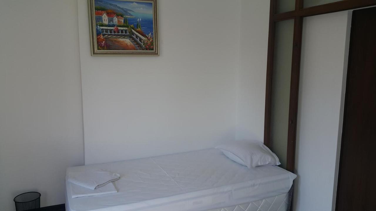 Central Beach Guest Rooms Burgas Exterior foto