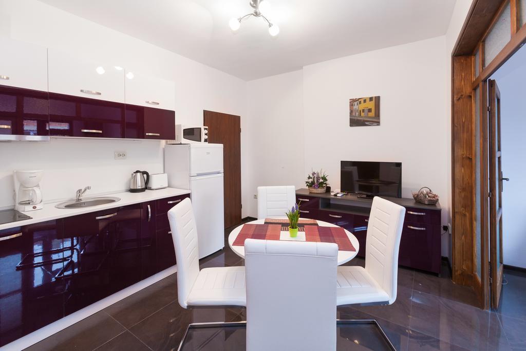 Central Beach Guest Rooms Burgas Exterior foto